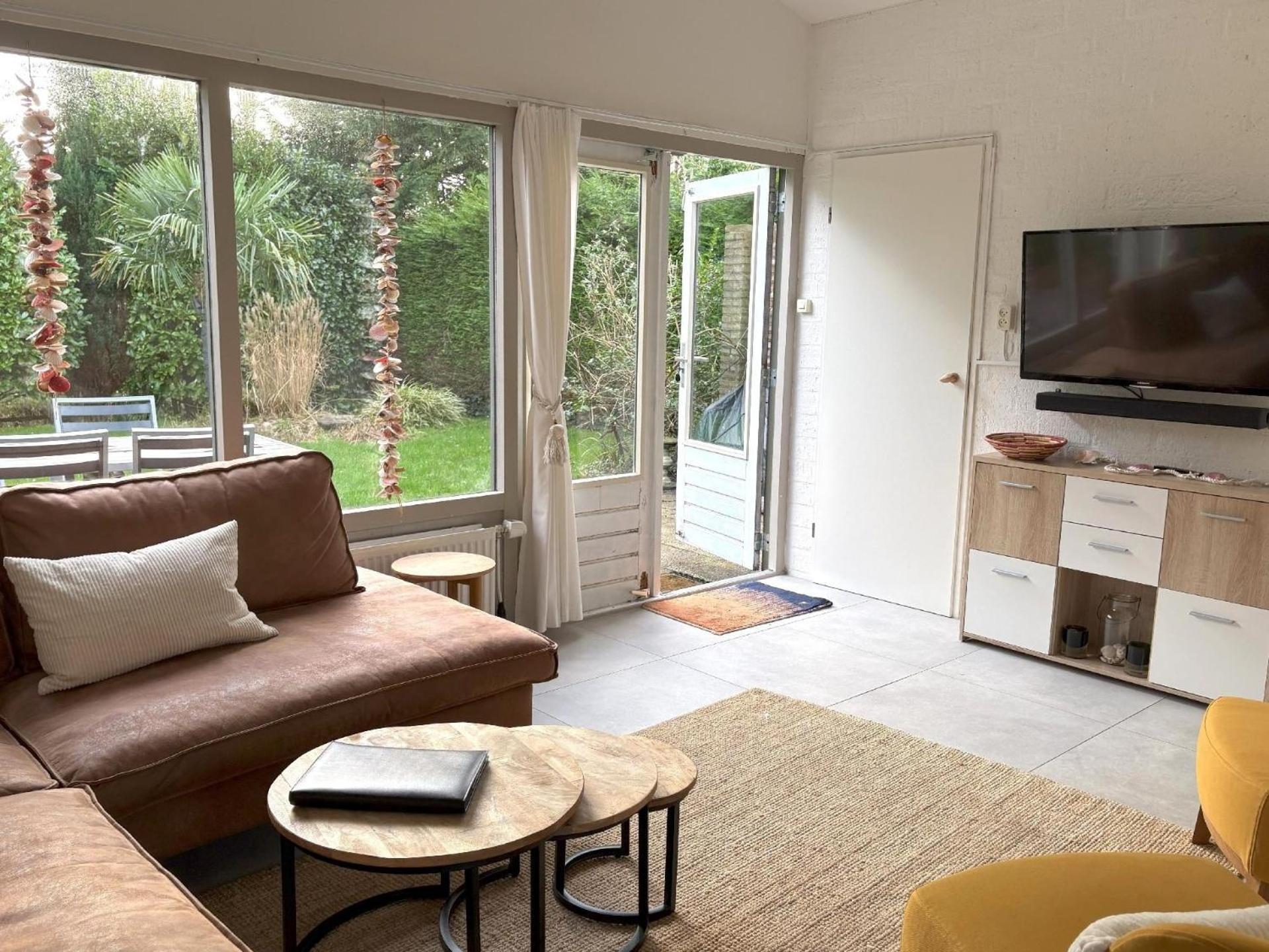 Gemuetliches, Helles Ferienhaus Mit Privatem Garten In Gepflegtem Ferienpark Warmenhuizen Exterior foto
